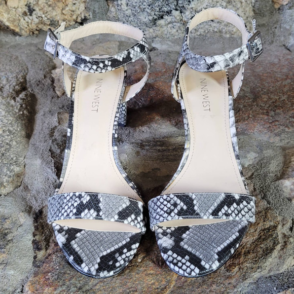 Nine West Pixel Black Snake Embossed Heel - Picture 4 of 8